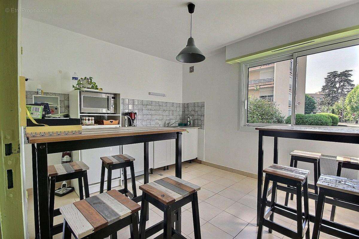 Appartement à BILLERE