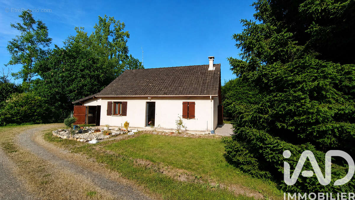 Photo 2 - Maison à SAINT-ABIT