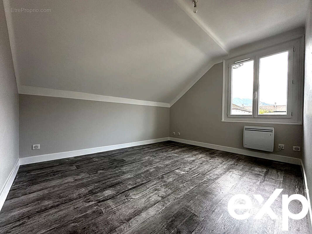 Appartement à CLUSES