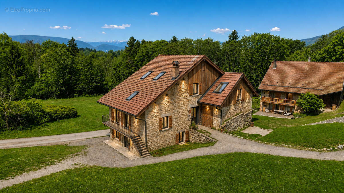 Maison à SAINT-JEAN-DE-THOLOME