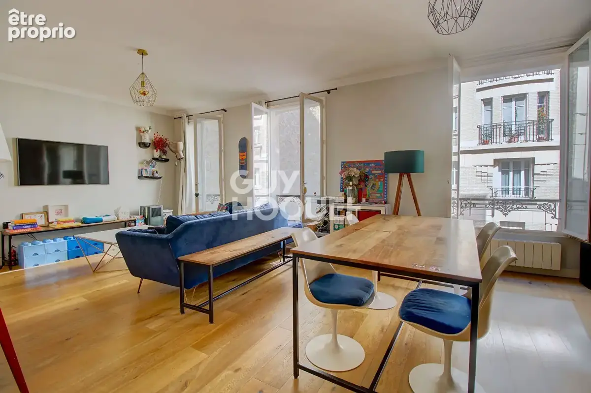 Appartement à PARIS-9E