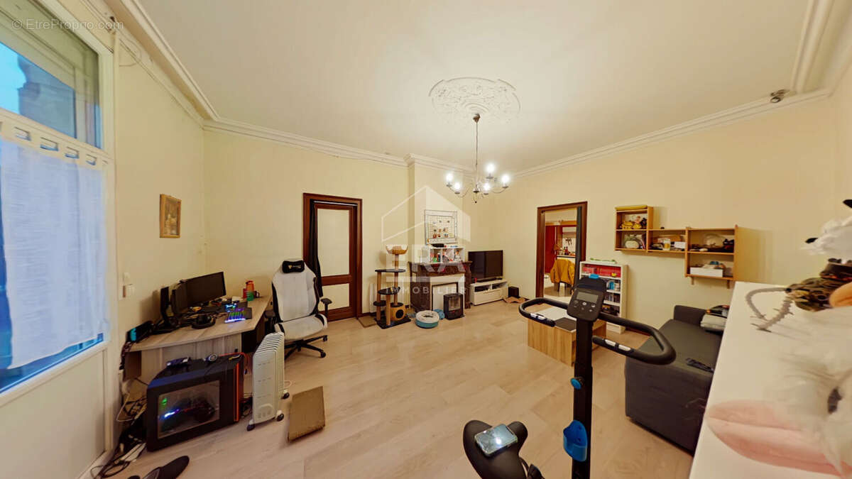 Maison à MARTIGNAS-SUR-JALLE