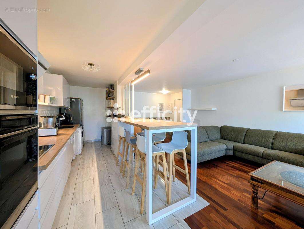 Appartement à EPINAY-SUR-SEINE