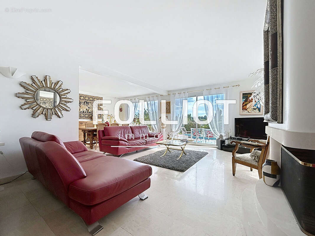 Maison à LONGUEVILLE