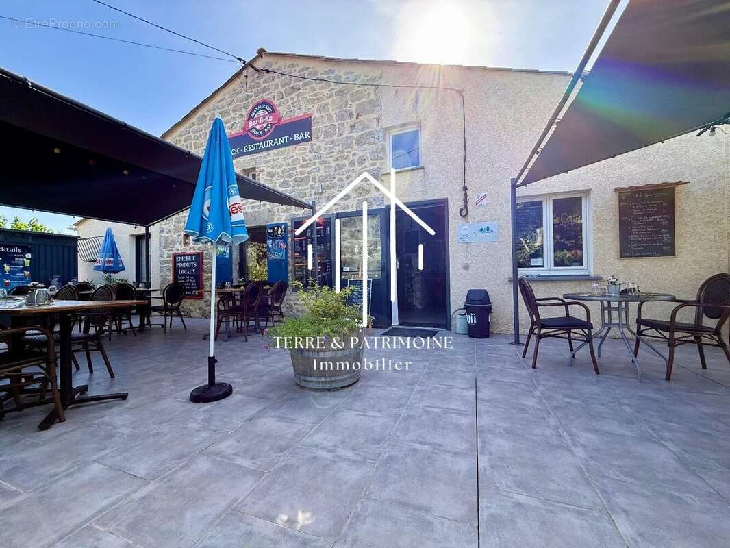 Commerce à CHANDOLAS