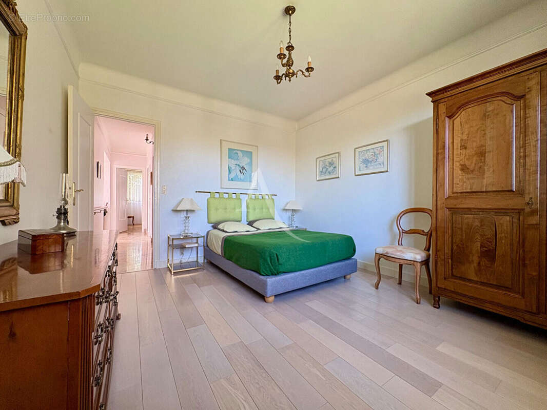 Maison à GIF-SUR-YVETTE