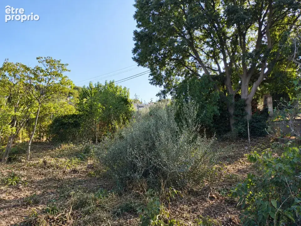 Terrain à TOULON