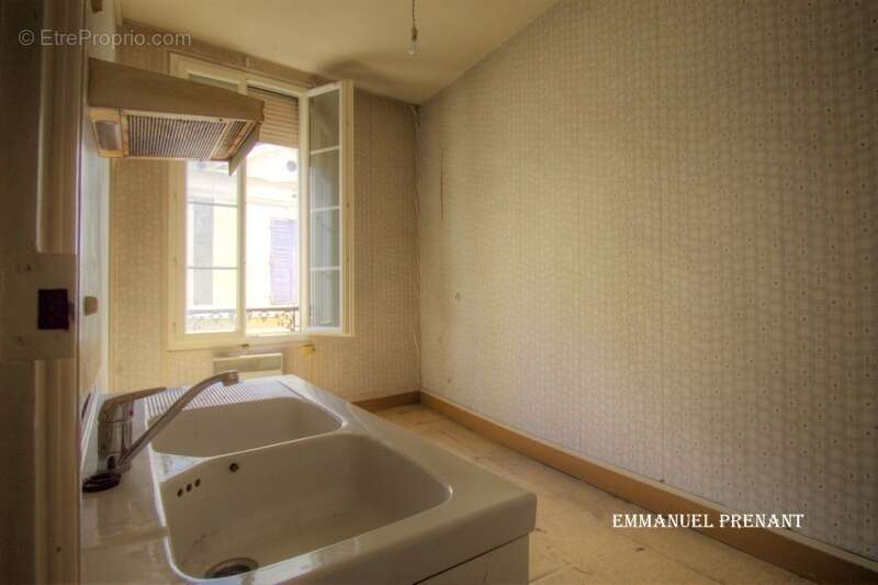 Maison à SAINT-CALAIS