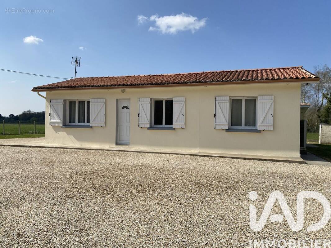 Photo 1 - Maison à COUTRAS