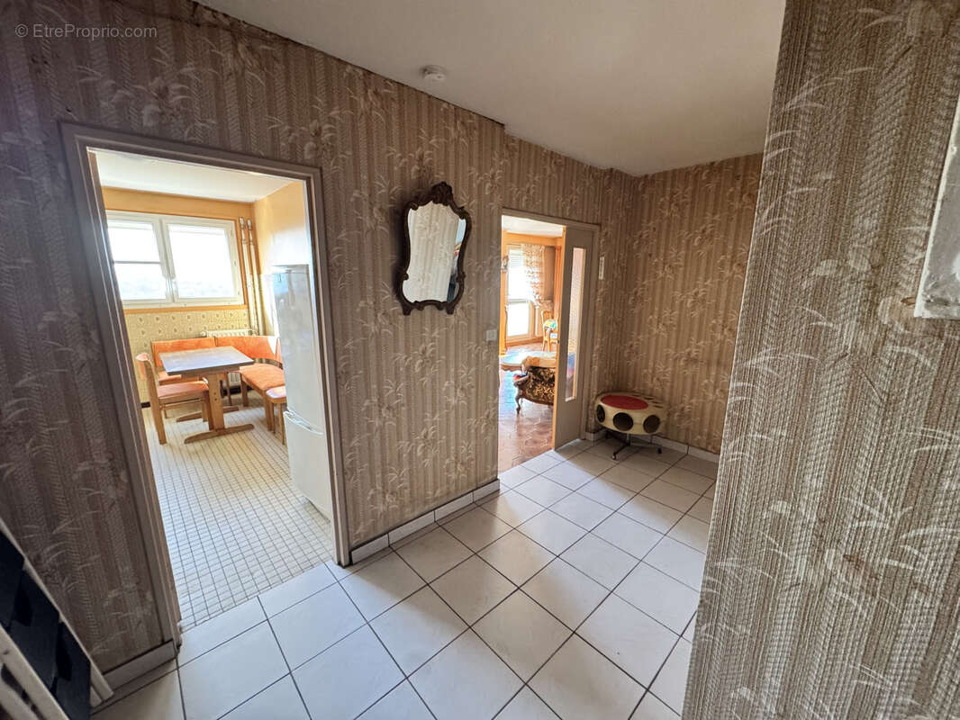 Appartement à SAINT-FONS