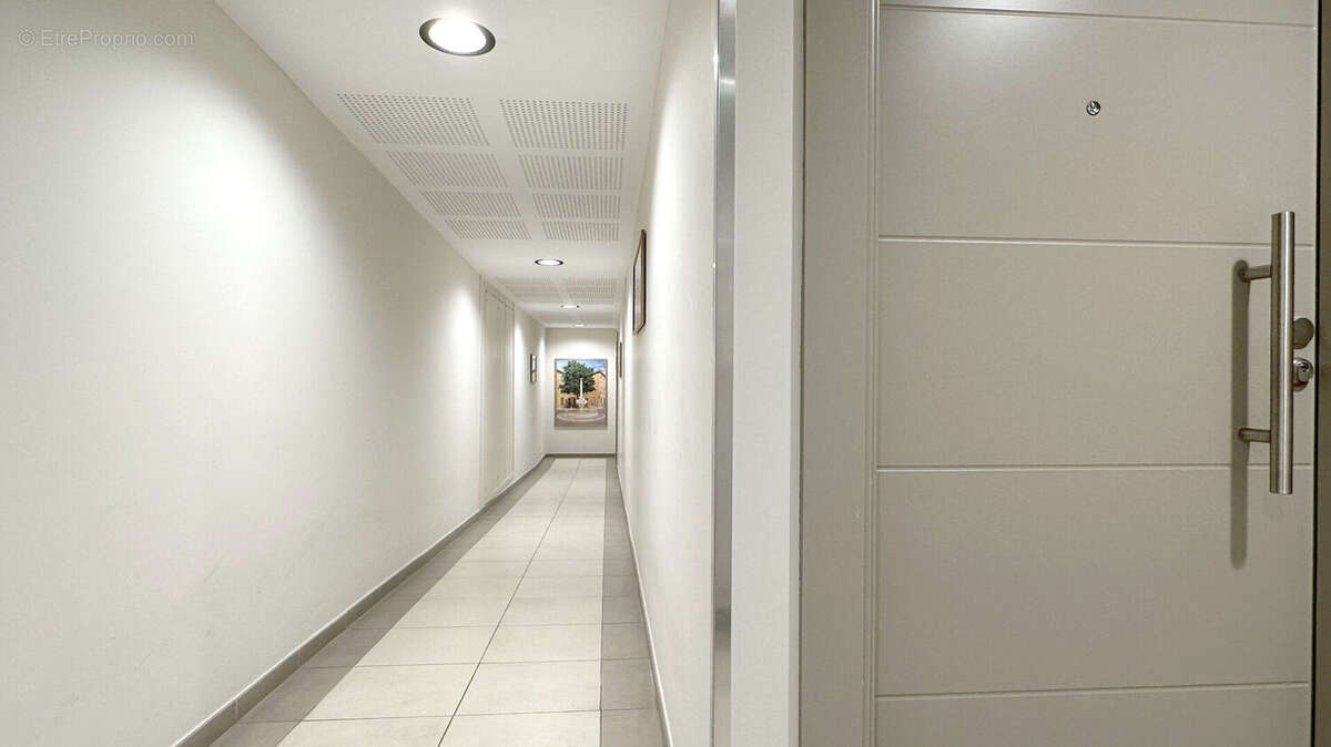 Appartement Aix En Provence 2 pièce(s) 44 m2 - photo 10