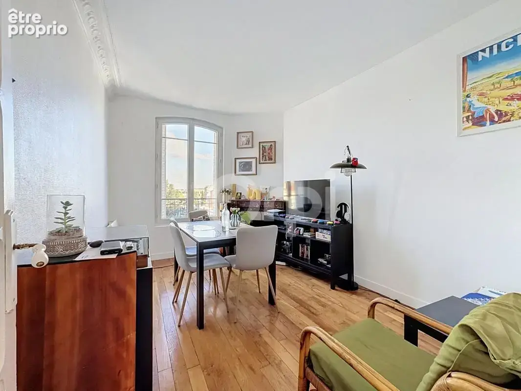 Invest locatif • bel ancien • secteur recherché - photo 3