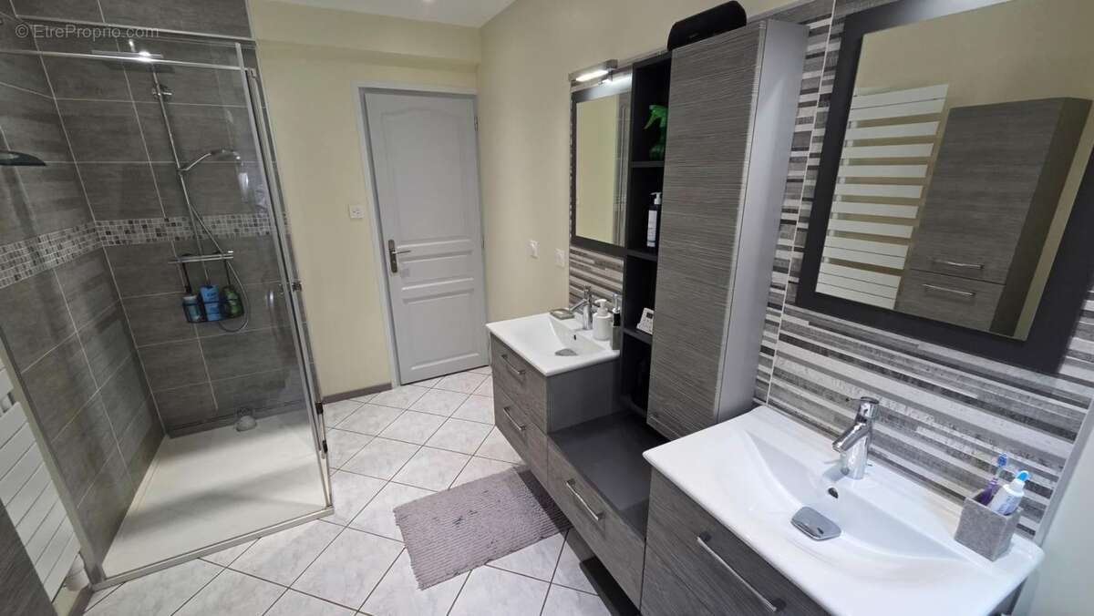 Maison 6 pièces / 111 m² / 298 000 EUR / CAMBLAIN-L'ABBE - photo 10
