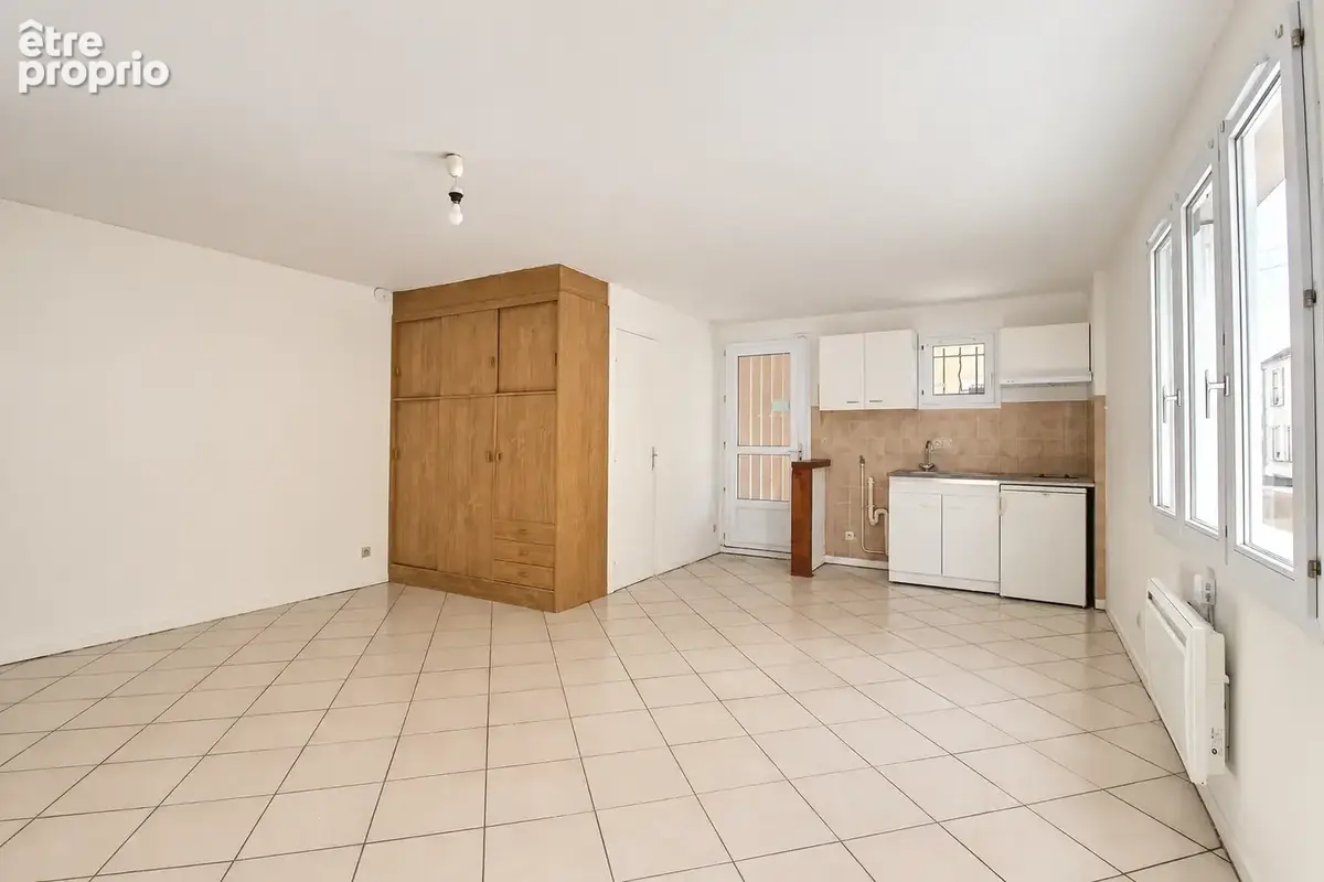 Appartement à PUSSAY