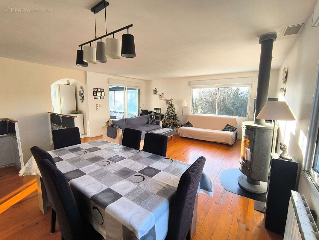 Maison à PLESTIN-LES-GREVES