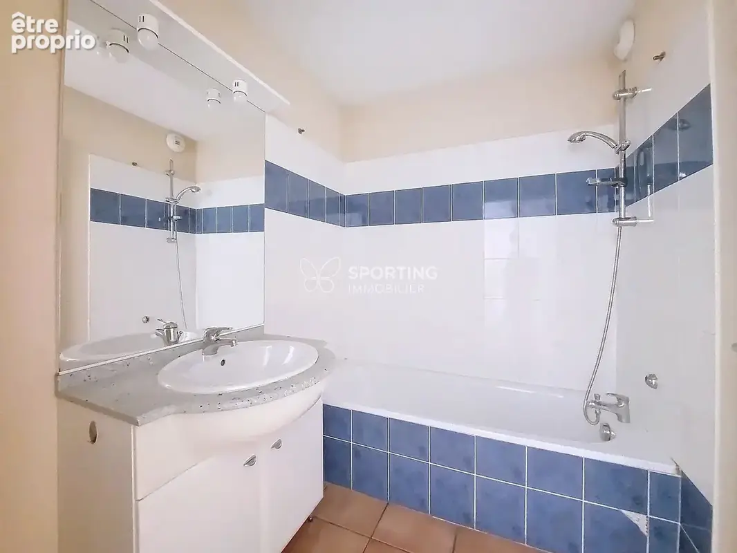 T3 de 65 m² avec une grande terrasse, piscine et salle de sport à Coutras - photo 6