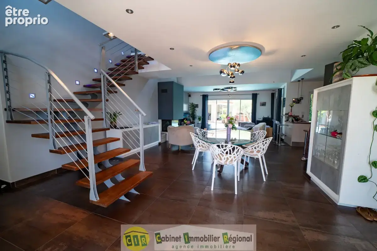 Coup de cœur   superbe villa 230 m2 avec piscine chauffée - photo 22