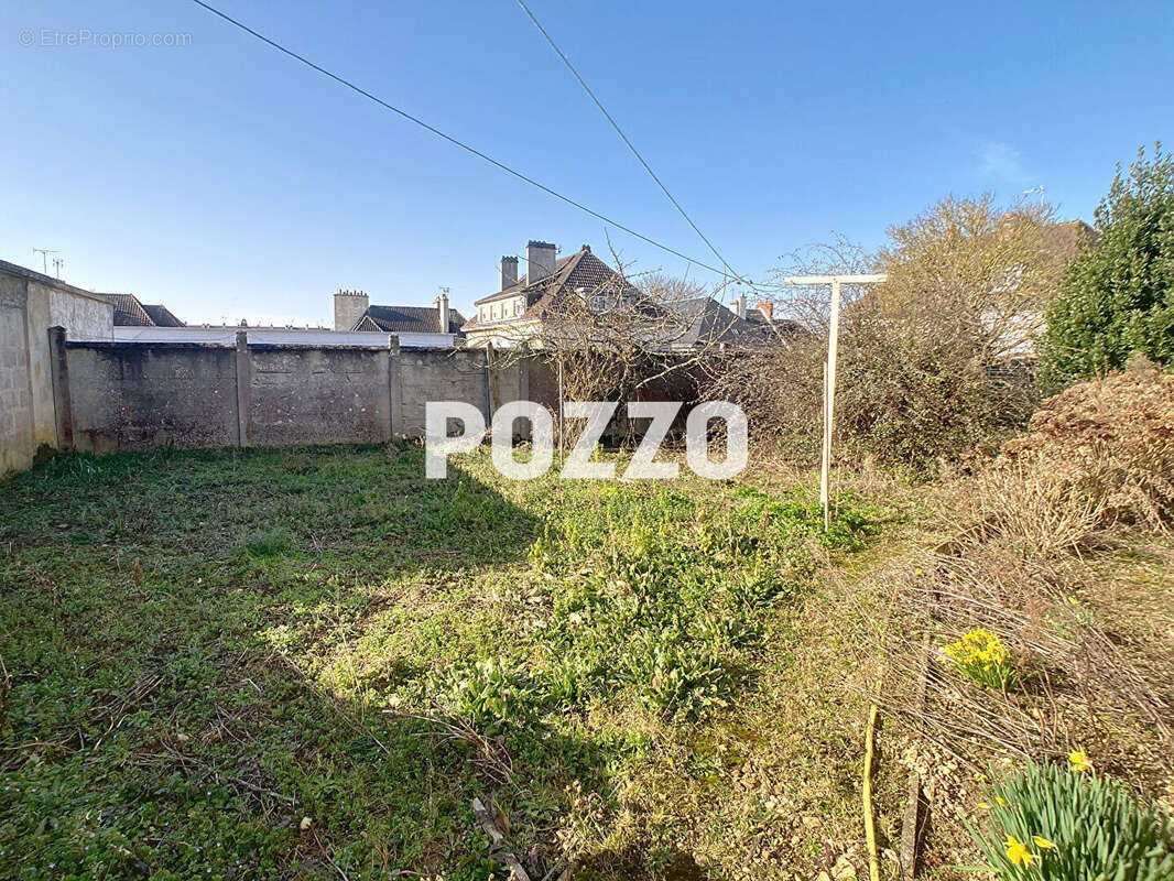 Appartement à FALAISE