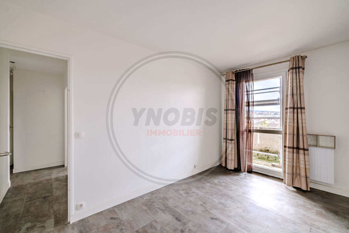 Appartement à LES MUREAUX