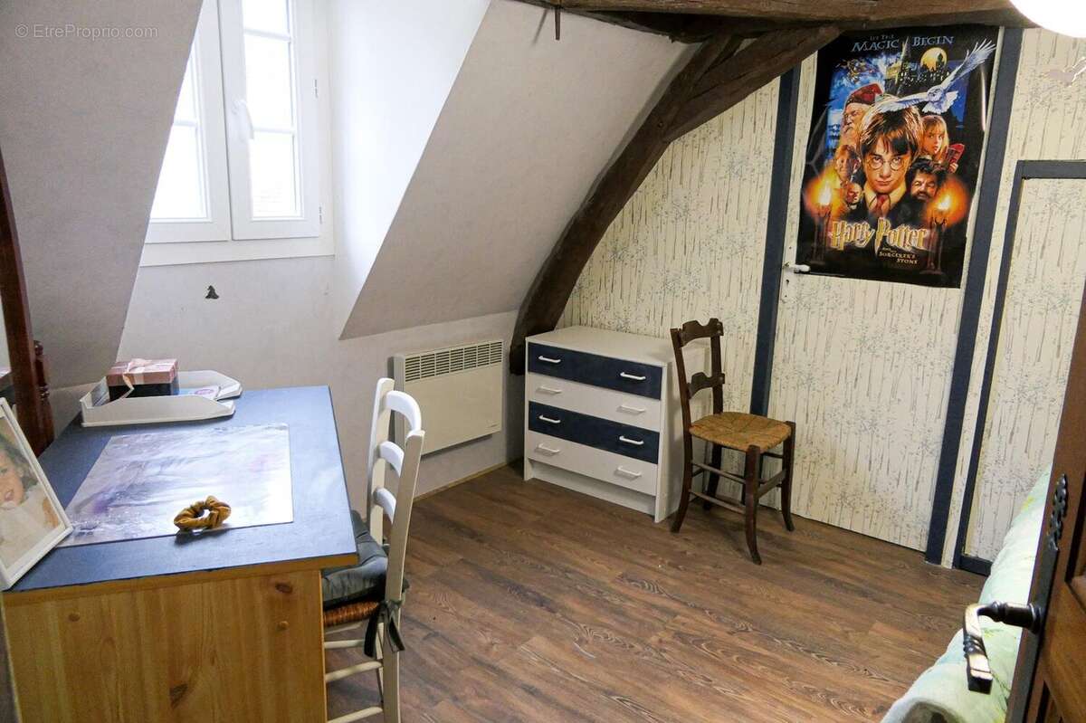 Maison à LACROPTE