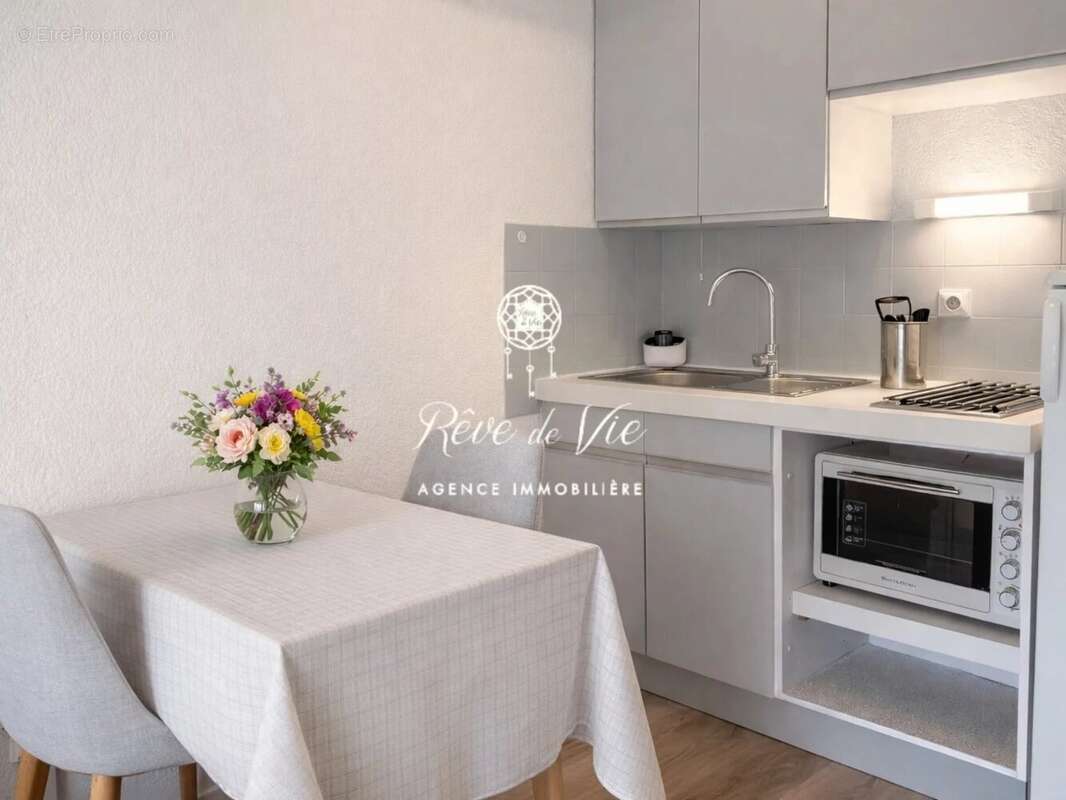 Appartement à BORMES-LES-MIMOSAS