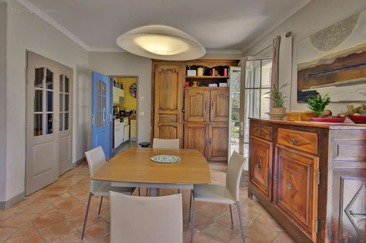 Maison familiale 5 chambres sur un magnifique terrain - photo 14