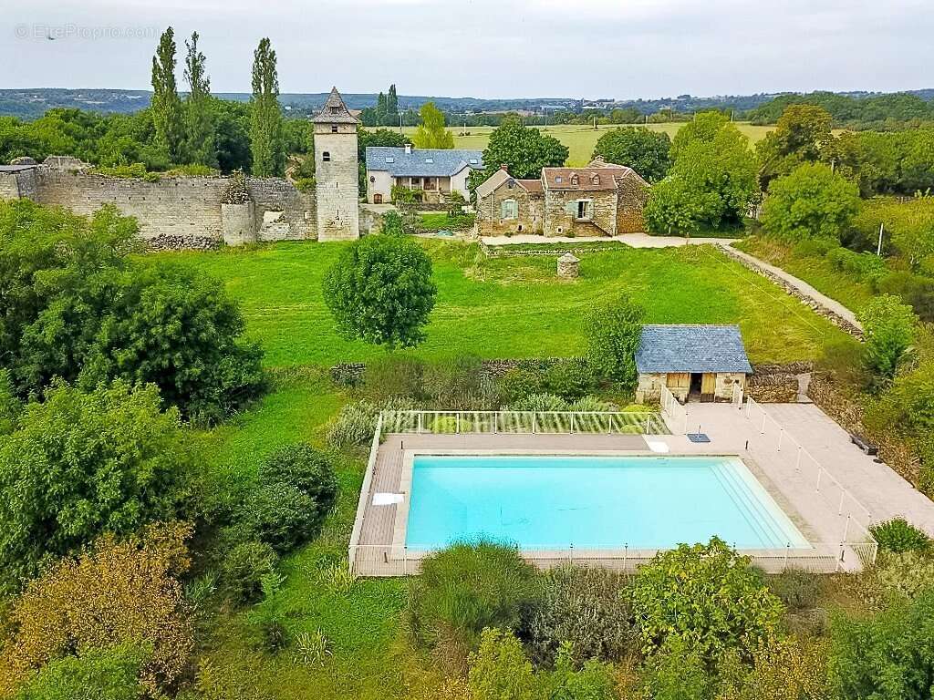 Ensemble de caractère avec gîtes et terres – Tarn-et-Garonne - photo 2