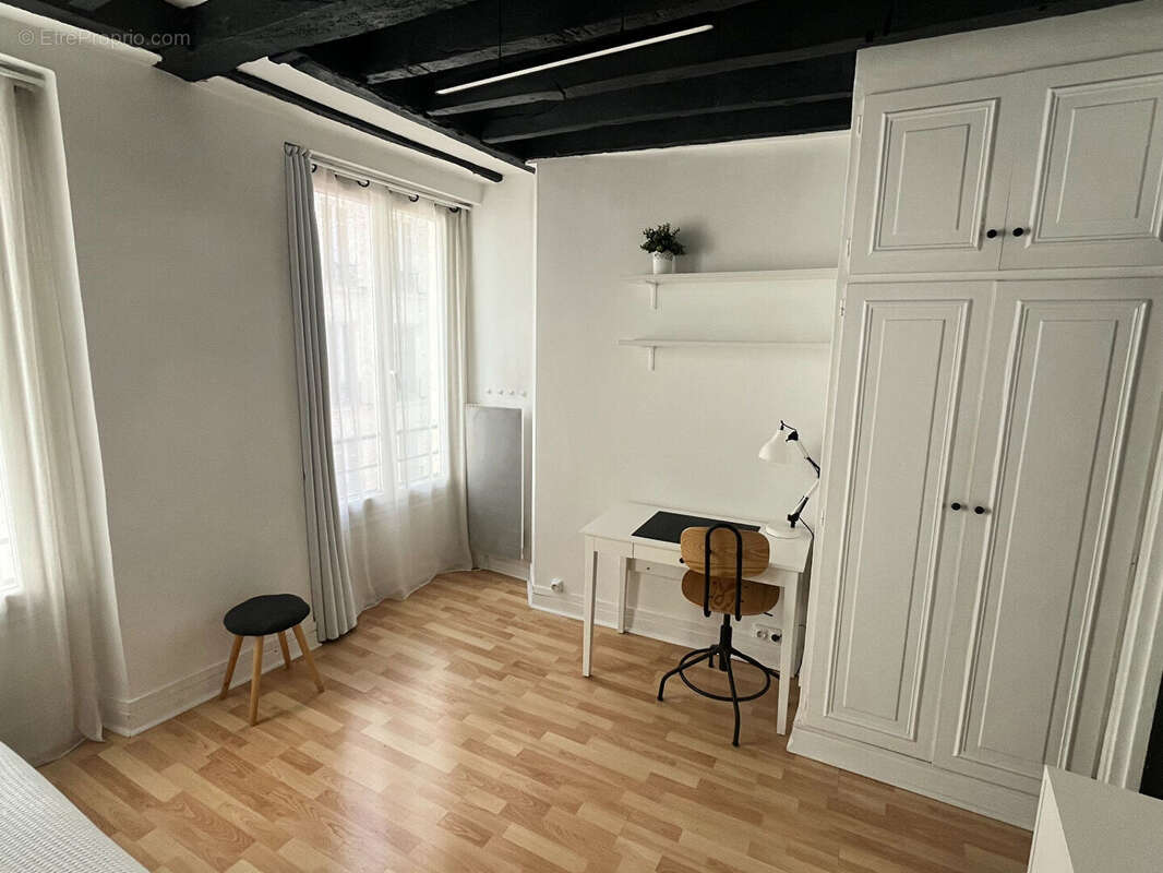 Appartement à PARIS-5E