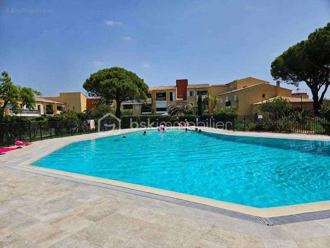 Appartement T3 sur les hauteurs de Cassis Résidence avec piscine - - photo 13