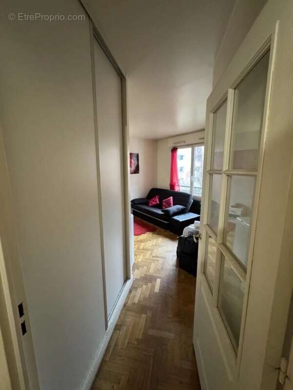 Appartement à PARIS-15E