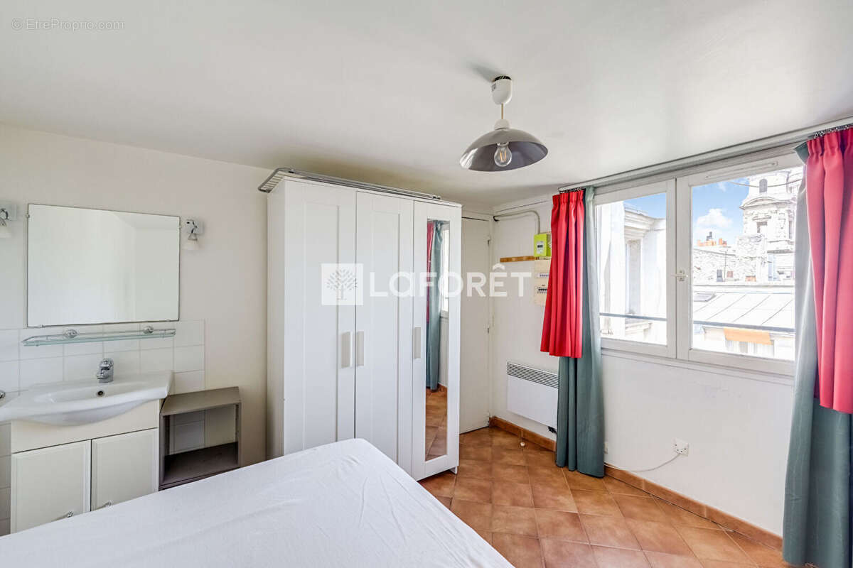 Appartement à PARIS-6E