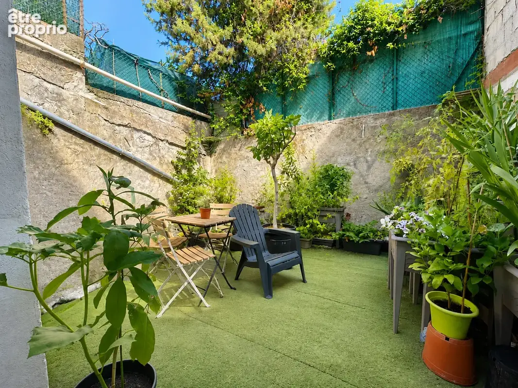 Appartement à PIGNANS