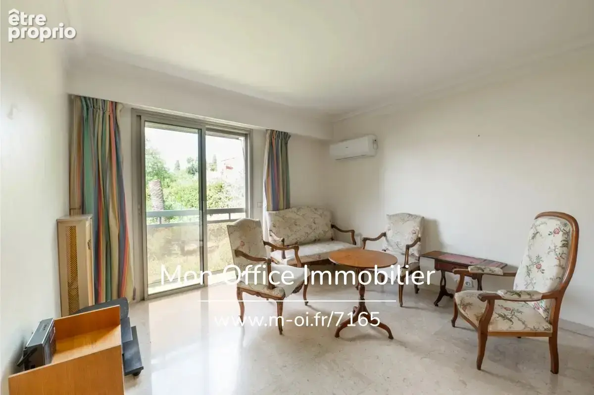 Référence : 7165-MDI - Appartement de 100m2 avec un terrase et un double garage à Cannes - photo 9