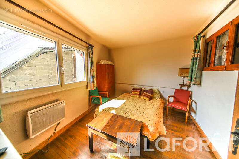 Appartement à CHATEAUROUX-LES-ALPES