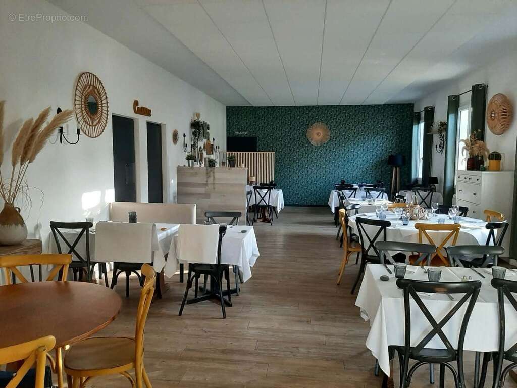 A vendre en exclusivite restaurant et reserve fonciere const - photo 4