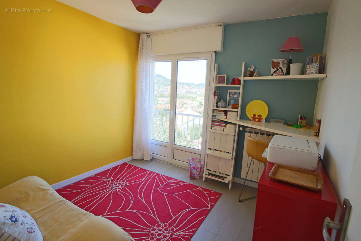 Appartement à HYERES