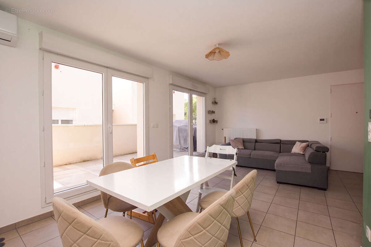 Appartement à VENISSIEUX