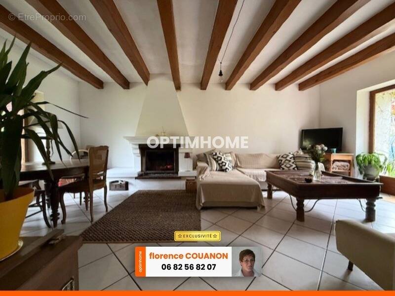 Maison à SAINT-CYR-SOUS-DOURDAN