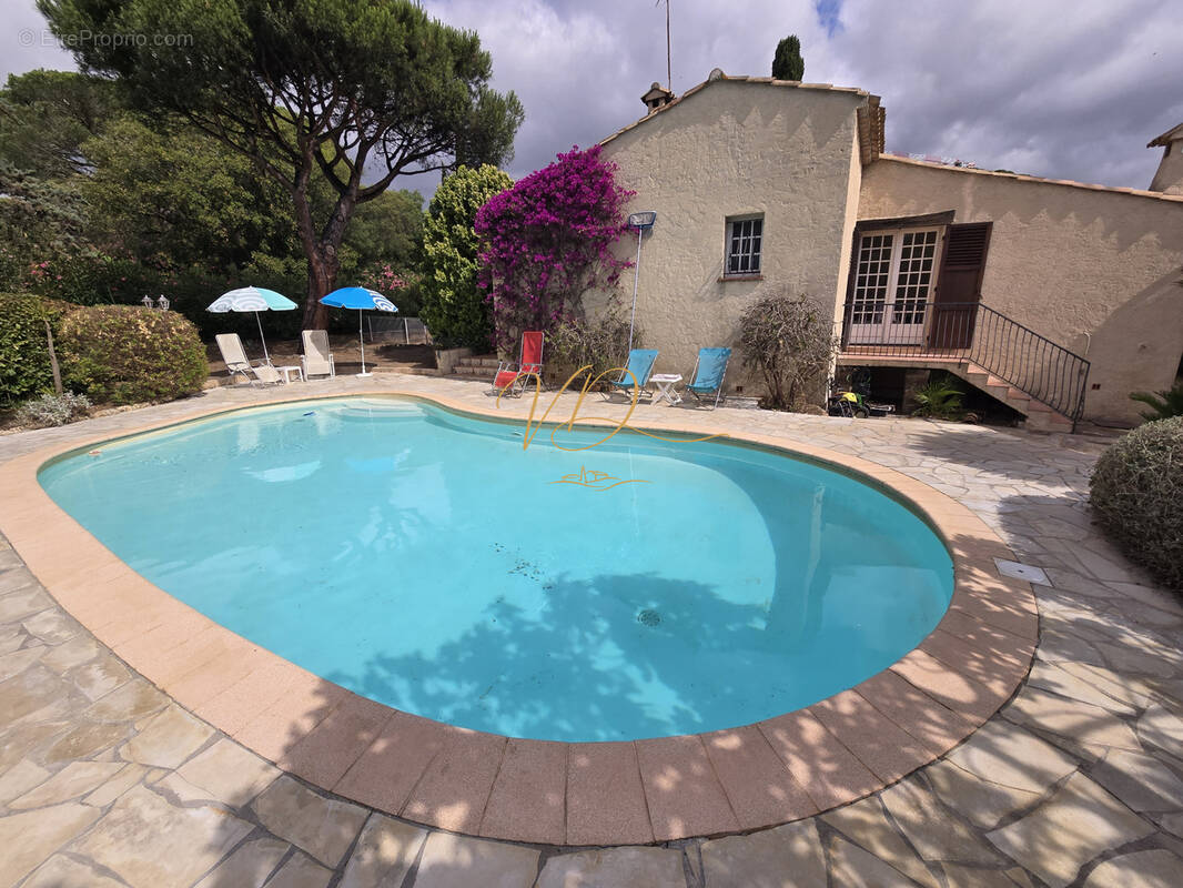 Maison à LA CROIX-VALMER