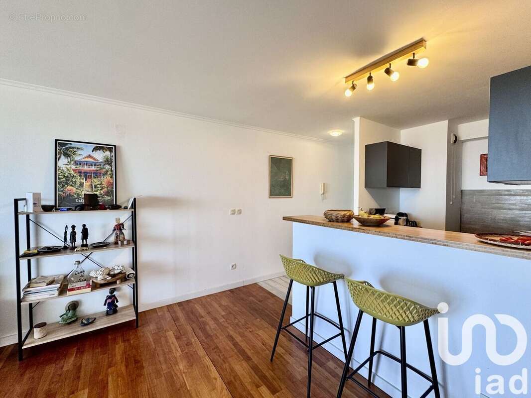 Photo 3 - Appartement à SAINT-DENIS