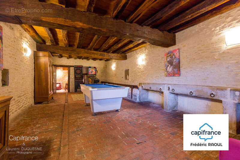 Maison à IS-SUR-TILLE