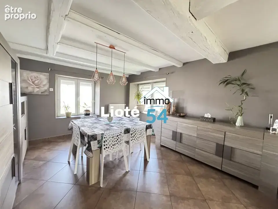 maison rénovée familliale jardin 5 chambres garage