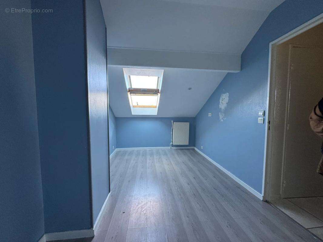 Appartement 3 pièces de 75 m² à Vauréal - photo 2