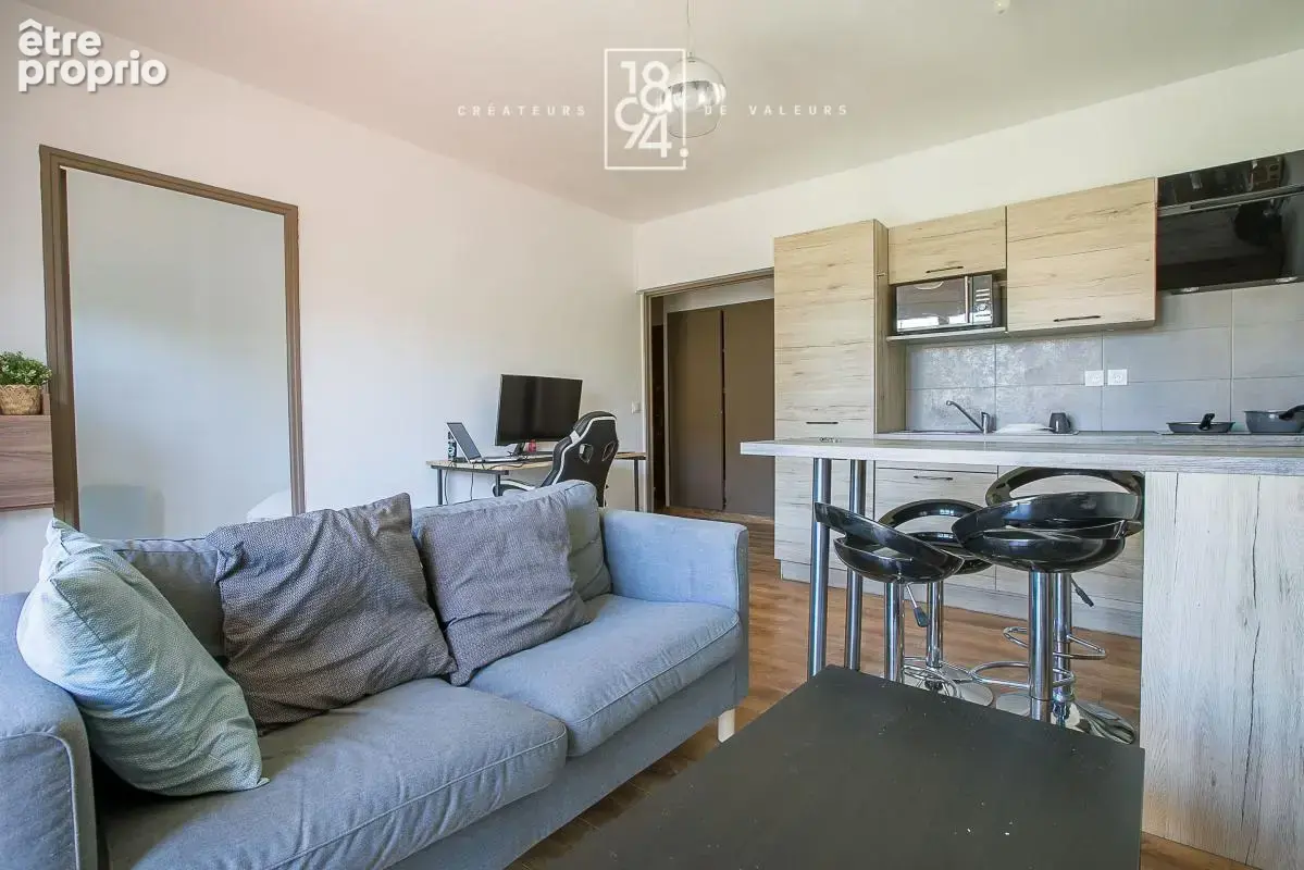 Appartement T2 à vendre Marseille 5e (13005)  Balcon 37m2  Rénové  Soleil  Calme - photo 3