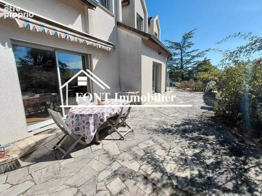 Cellieu, superbe maison 5 chambres a la vue sublime - photo 14