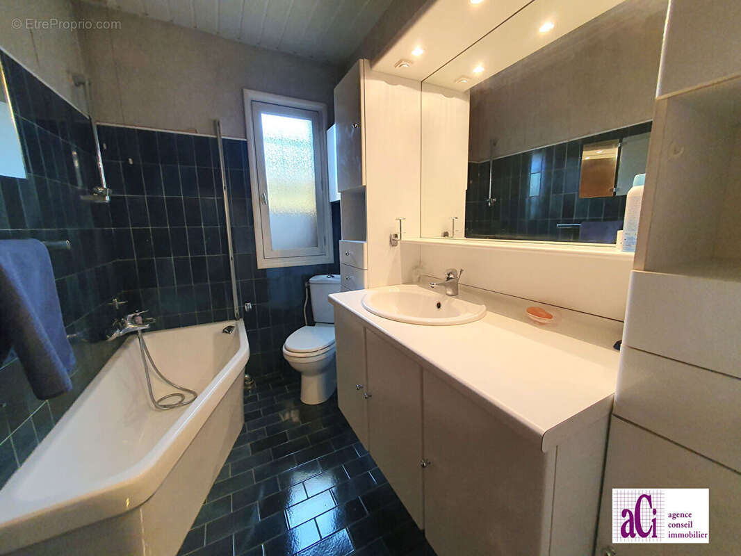 Maison à L&#039;HAY-LES-ROSES