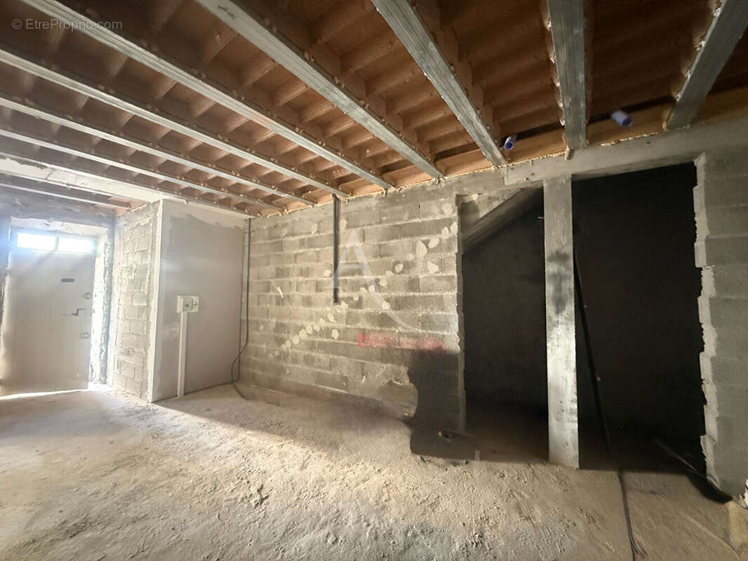 Appartement à GINASSERVIS