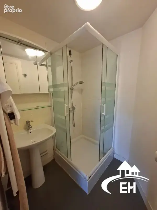 Appartement en residence de 92 m² - photo 9