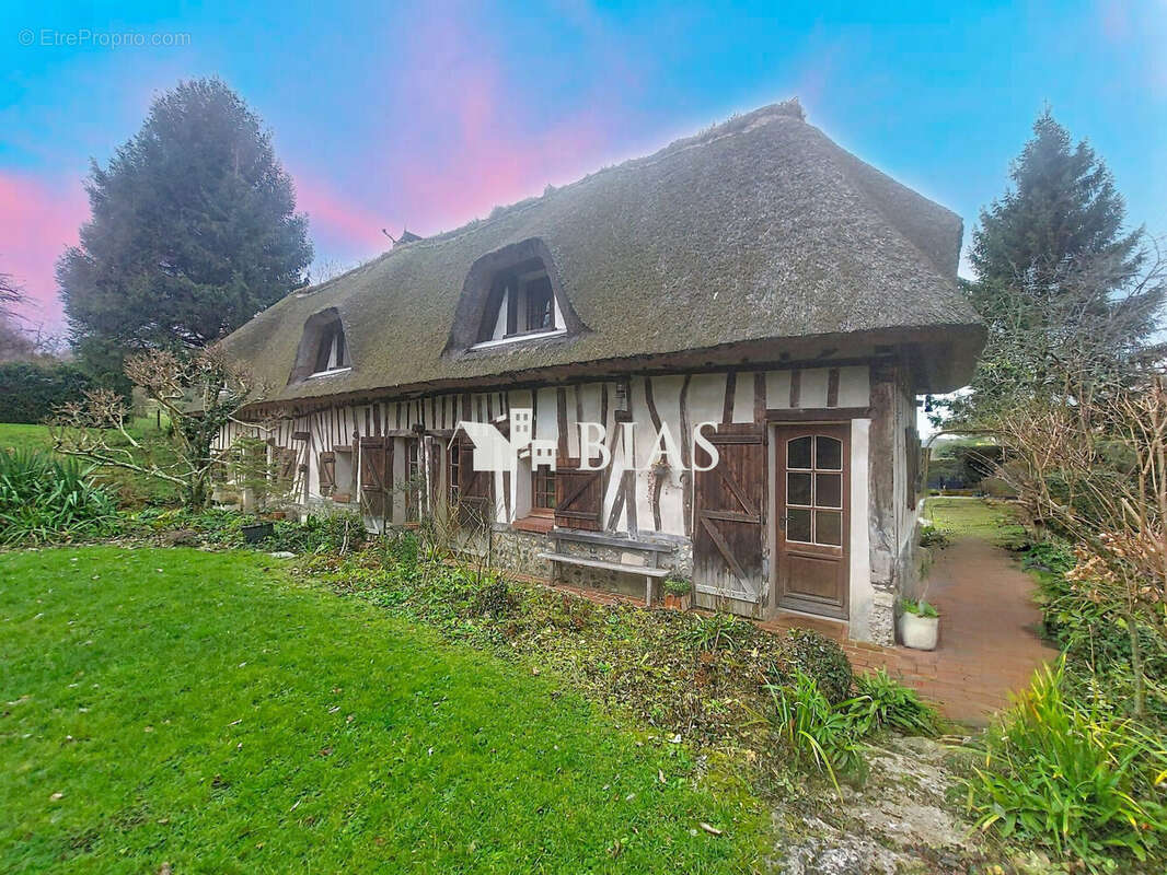 Maison à CORNEVILLE-SUR-RISLE