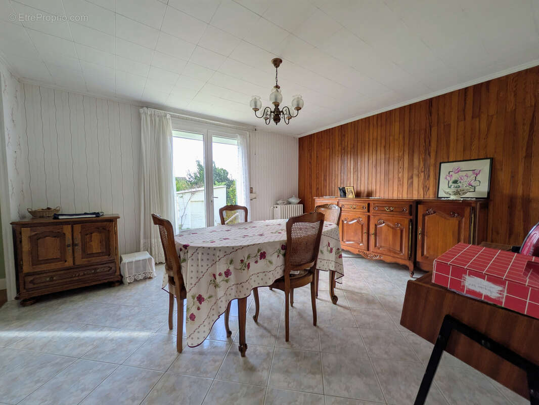 Maison à CHALETTE-SUR-LOING